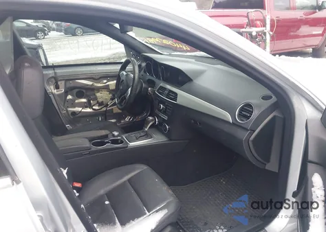 2013 Mercedes-Benz C 300 Sport 4Matic from USA, damaged, VIN WDDGF8AB4DR295056